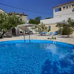 Apartman Delux Mihaela Banj