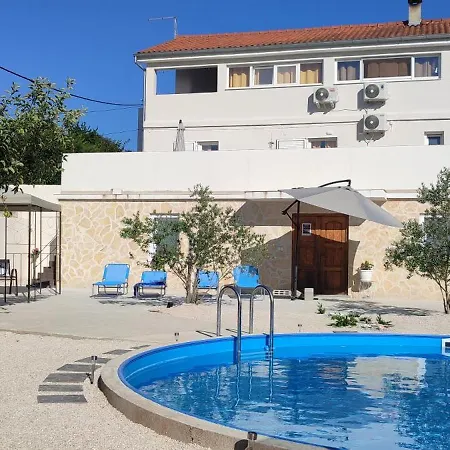 Apartment Delux Mihaela *